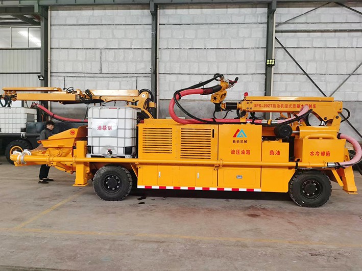 疫情防控不松懈，柴油機礦用混凝土濕式噴射車正常發(fā)貨！