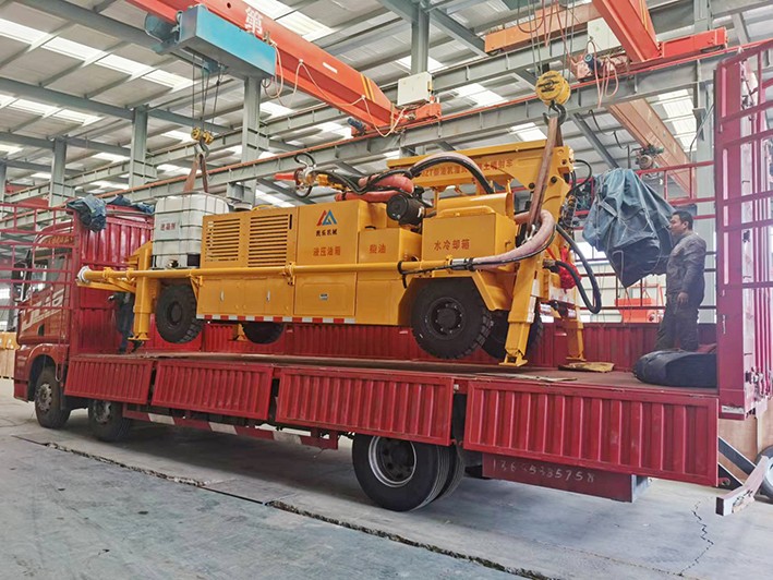 疫情防控不松懈，柴油機礦用混凝土濕式噴射車正常發(fā)貨！